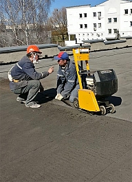 Применение бензинового резчика кровли Сплитстоун CR-149 Loncin G270F