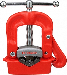 Верстачные откидные тиски для труб Ridgid 21A вид спереди